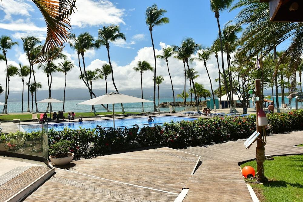 Hotel Fleur D'Epee เลอโกซิเยร์ ภายนอก รูปภาพ