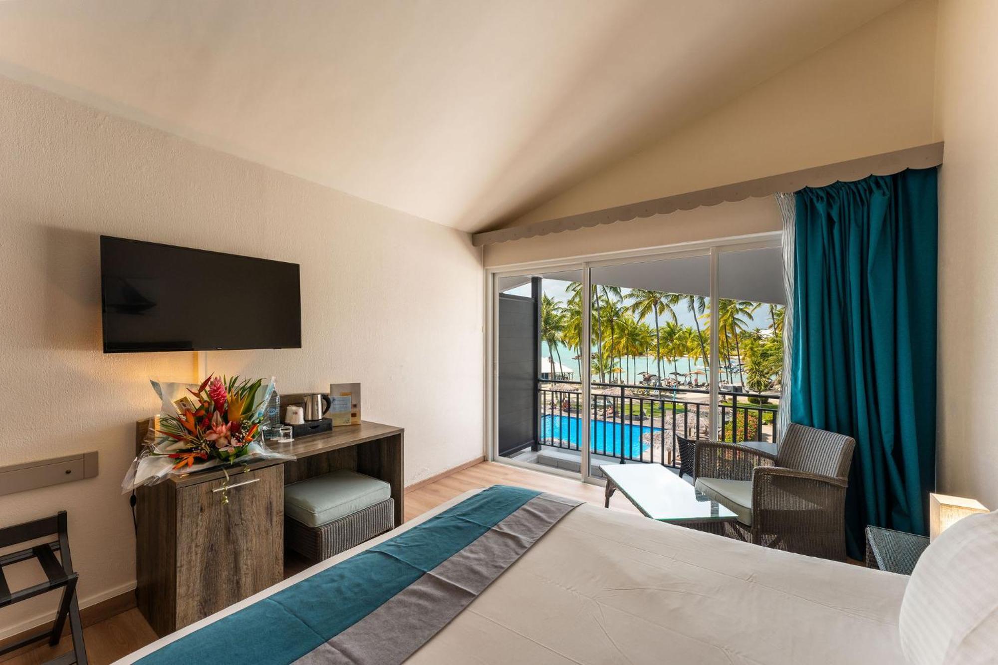 Hotel Fleur D'Epee เลอโกซิเยร์ ภายนอก รูปภาพ
